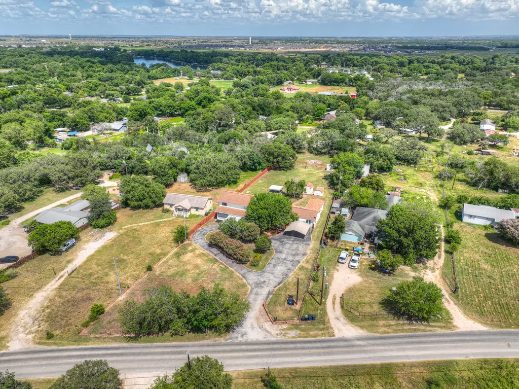 580 E Zipp Road New Braunfels TX 78130