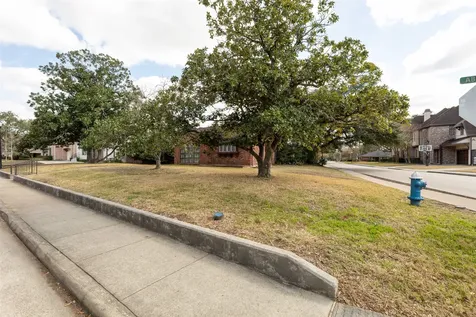 3647 Aberdeen Way Houston TX 77025