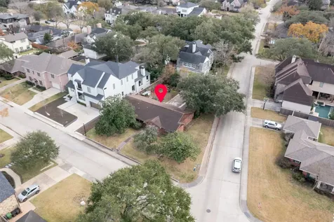 3647 Aberdeen Way Houston TX 77025