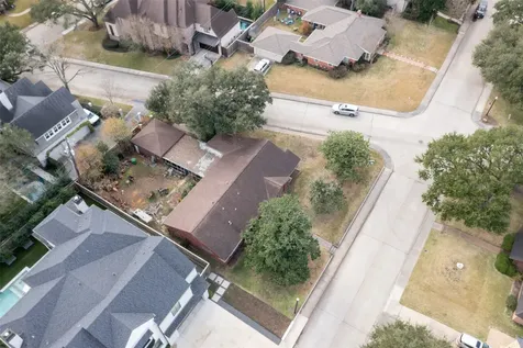 3647 Aberdeen Way Houston TX 77025