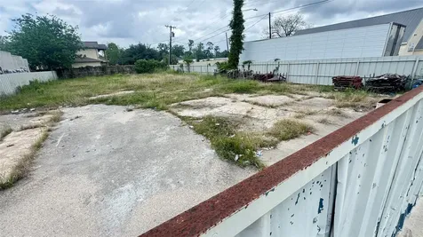 6513 Laura Koppe Road Houston TX 77016