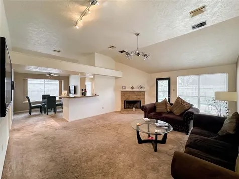 16747 Square Rigger Lane Friendswood TX 77546