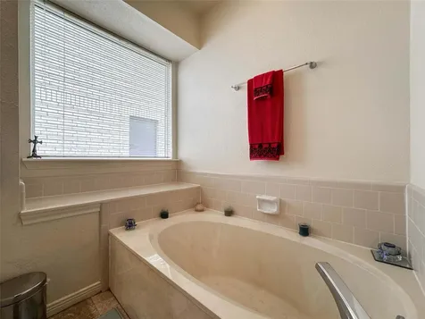 16747 Square Rigger Lane Friendswood TX 77546