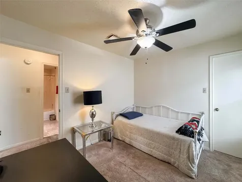 16747 Square Rigger Lane Friendswood TX 77546