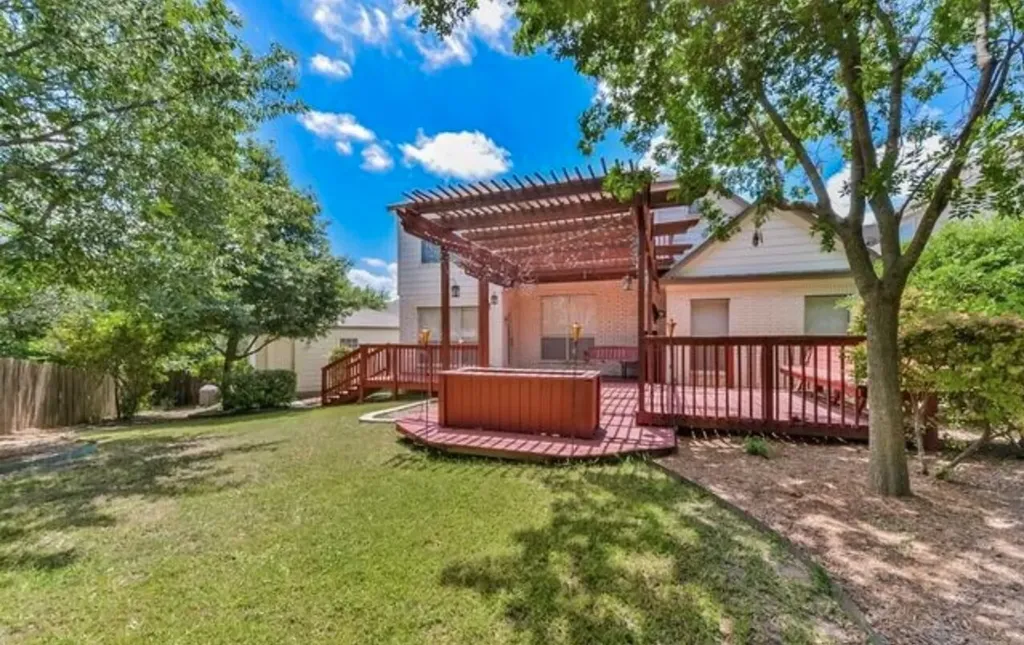 6523 Jade Knoll San Antonio TX 78249