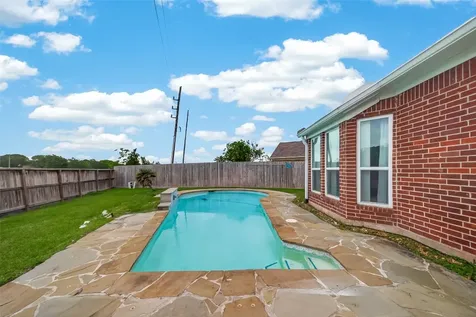 4227 N Webber Drive Pearland TX 77584