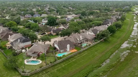 4227 N Webber Drive Pearland TX 77584