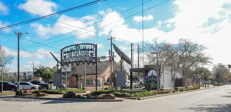 2414 Canal Street A Houston TX 77003