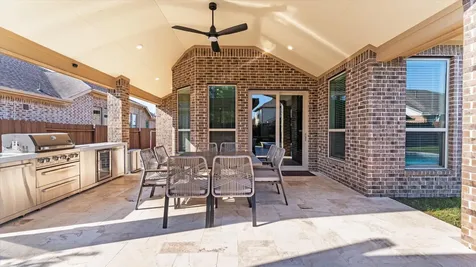 8914 Stonebriar Creek Crossing Tomball TX 77375