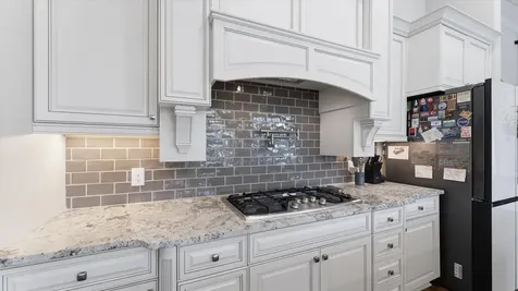 8914 Stonebriar Creek Crossing Tomball TX 77375