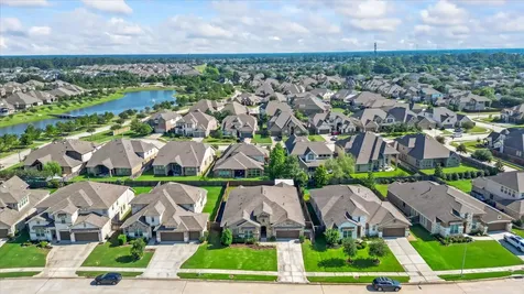 8914 Stonebriar Creek Crossing Tomball TX 77375