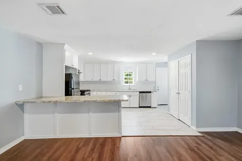 5800 Los Angeles Street Houston TX 77026