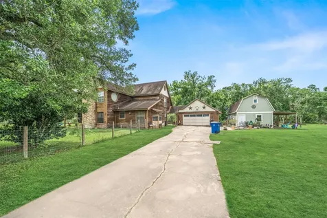 154 Pin Oak Drive Angleton TX 77515