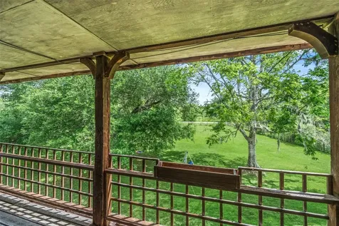 154 Pin Oak Drive Angleton TX 77515