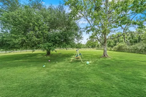 154 Pin Oak Drive Angleton TX 77515