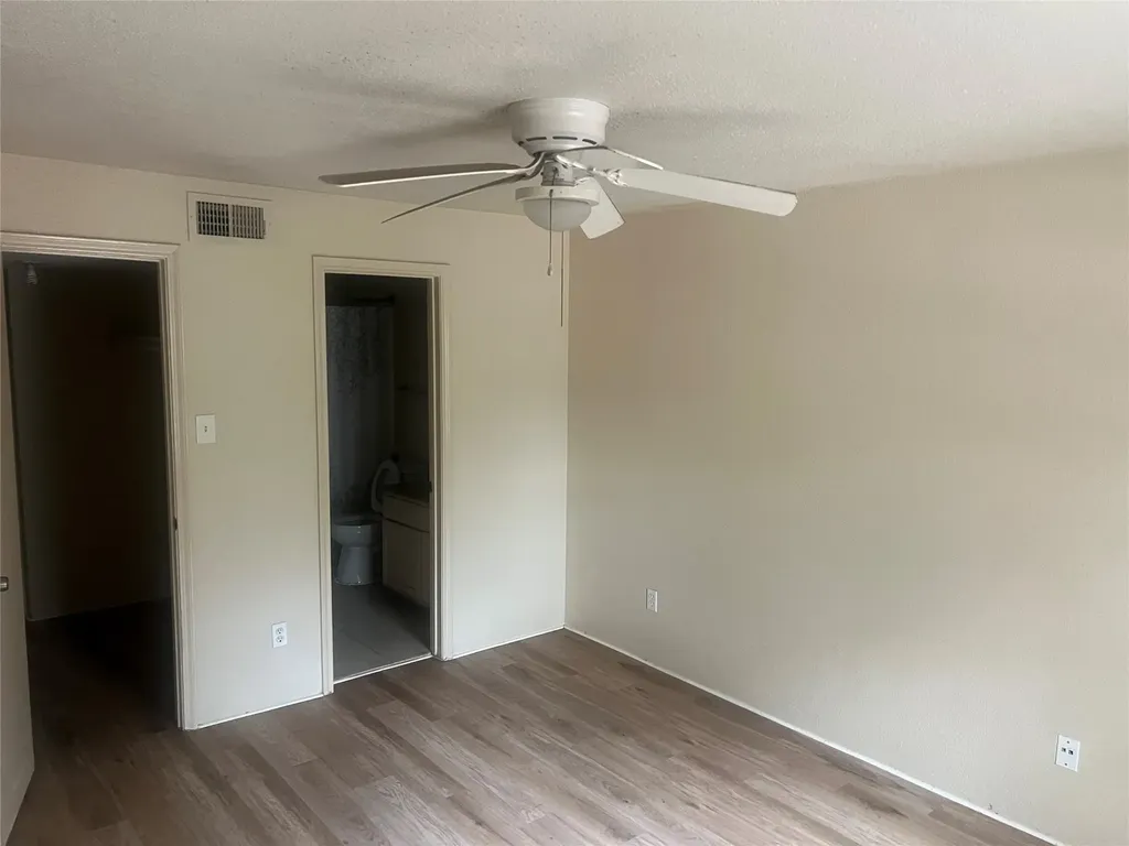 10737 Braes Bend Drive Houston TX 77071