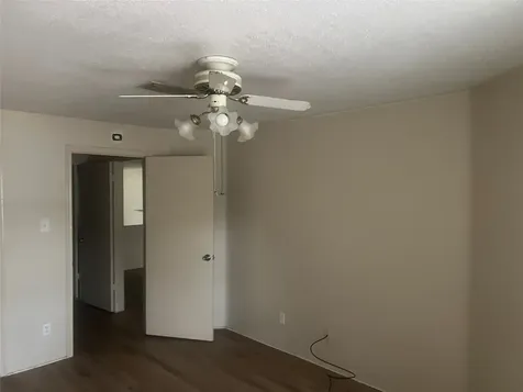 10737 Braes Bend Drive Houston TX 77071