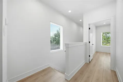 8019 Grandview Street B Houston TX 77051