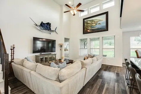 10306 Aldrin Drive Rosharon TX 77583