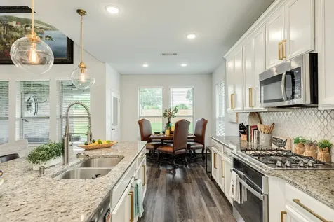 10306 Aldrin Drive Rosharon TX 77583