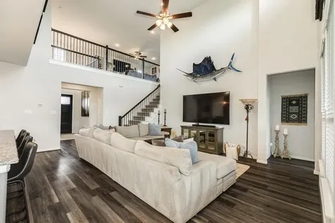 10306 Aldrin Drive Rosharon TX 77583