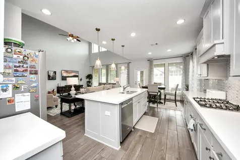2242 Bayleaf Manor Drive Manvel TX 77578