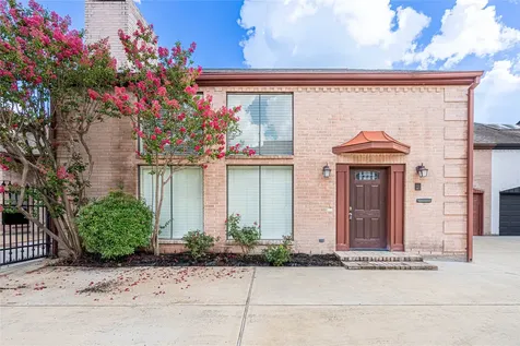 2306 Potomac Drive B Houston TX 77057
