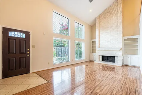 2306 Potomac Drive B Houston TX 77057