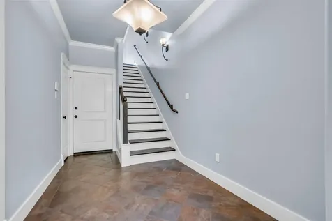 236 E Woodland Street Houston TX 77009