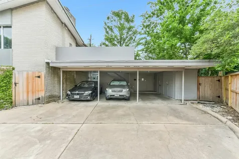 6305 Deerwood Road Houston TX 77057