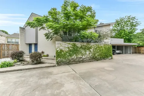6305 Deerwood Road Houston TX 77057