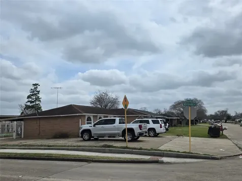 830 Hollycrest Drive Channelview TX 77530