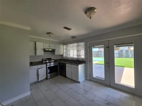 830 Hollycrest Drive Channelview TX 77530