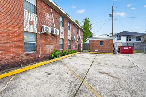 7742 Park Place Boulevard 4 Houston TX 77087