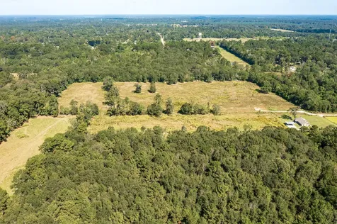 480 County Road 3310 Cleveland TX 77327