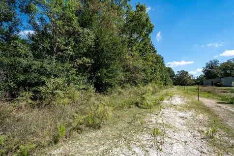480 County Road 3310 Cleveland TX 77327