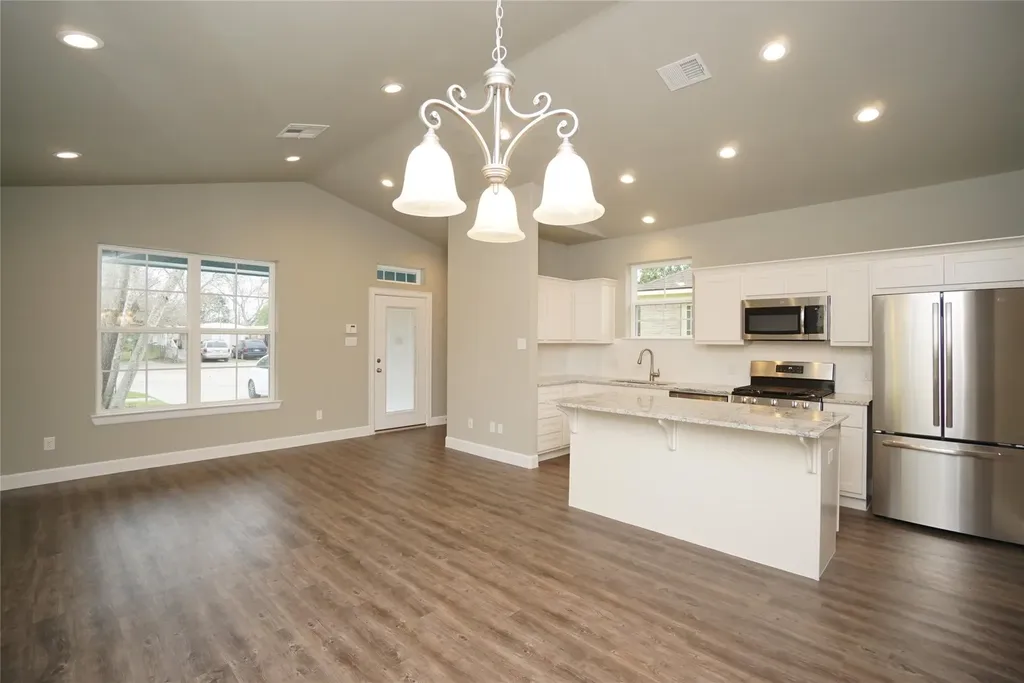 1137 4th Street Rosenberg TX 77471