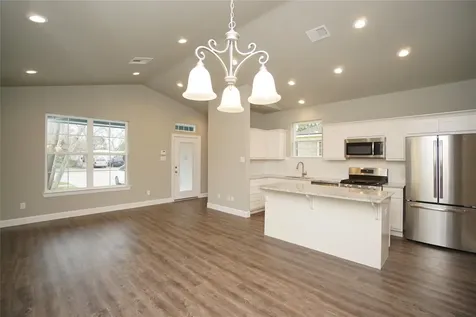 1137 4th Street Rosenberg TX 77471