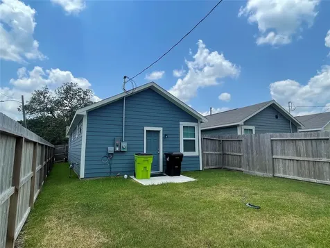 1137 4th Street Rosenberg TX 77471