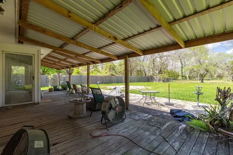 2031 Grand Avenue Liberty TX 77575