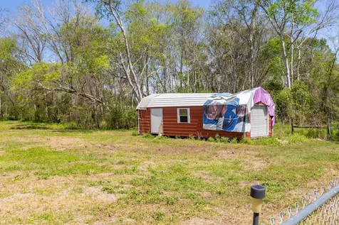 2031 Grand Avenue Liberty TX 77575