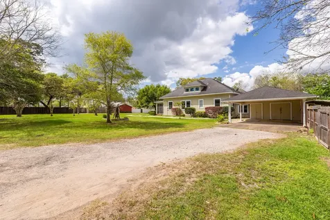 2031 Grand Avenue Liberty TX 77575