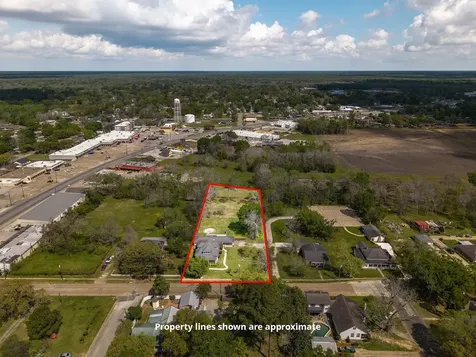 2031 Grand Avenue Liberty TX 77575