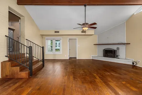 2031 Grand Avenue Liberty TX 77575