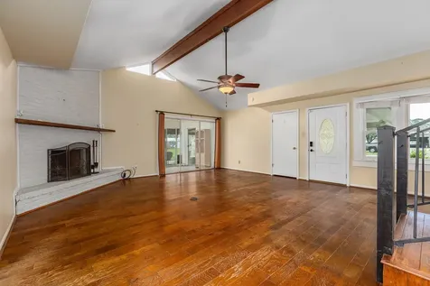 2031 Grand Avenue Liberty TX 77575