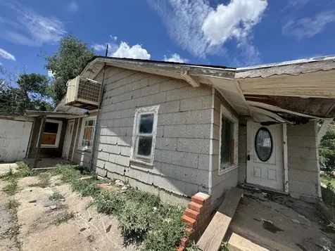 807 Lexington Street Plainview TX 79072