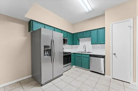 2100 Tanglewilde Street 404 Houston TX 77063