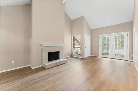 2100 Tanglewilde Street 404 Houston TX 77063