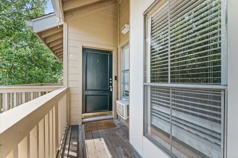 2100 Tanglewilde Street 404 Houston TX 77063