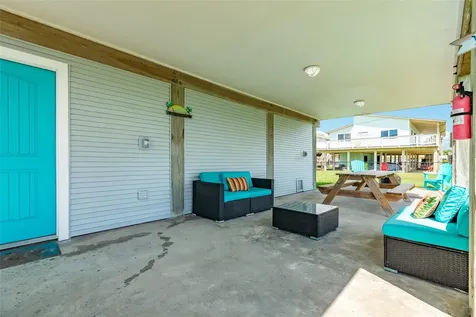 4107 Hardin Drive Galveston TX 77554